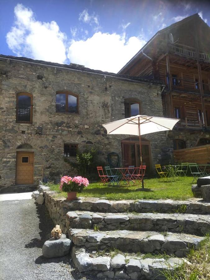 Auberge Les 1000 Cols, Anciennement Val D Azur モリーヌ・アン・クイラ エクステリア 写真